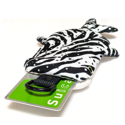 ジンベイザメ型パスケース　「しっくり こじんべい」