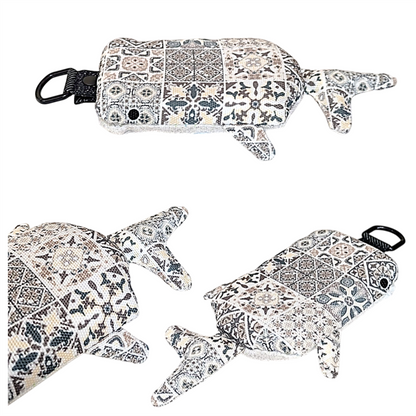 ジンベイザメ型パスケース　「しっくり こじんべい」