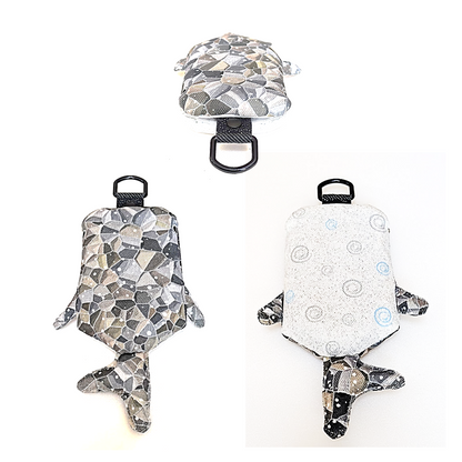 ジンベイザメ型パスケース　「しっくり こじんべい」